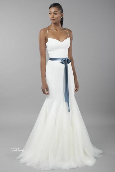 Elegant Mermaid Wedding Dress, Simple  African Girls Tulle Wedding Dress Bridal Gown