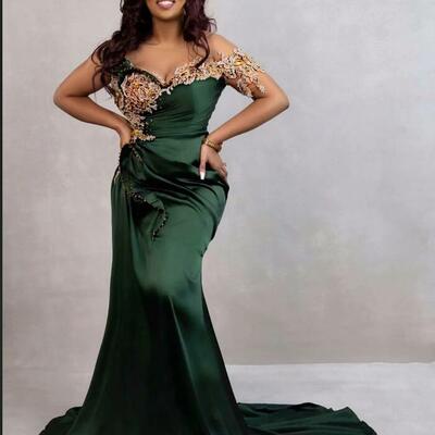 Green evening dresses elegant promdress illusion sheer neck beaded rhinestones decorated prom dresses for special occasions