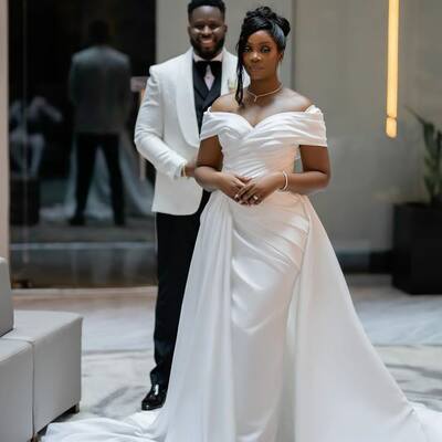 Elegant off the shoulder wedding dress, satin afrcian girls wedding dress bridal gown