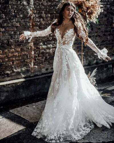 Romantic A-Line Long Sleeves White Lace Wedding Dresses,1115