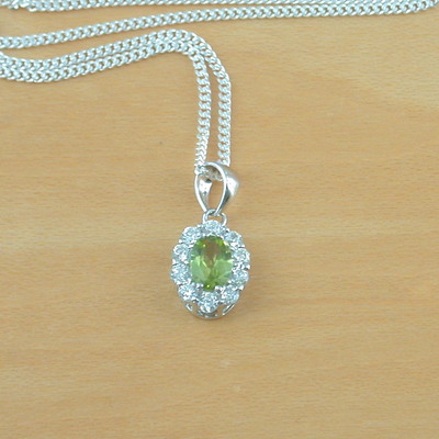 925 peridot cz pendant & 18 " sterling silver chain/peridot necklace/peridot jewelry/peridot jewellery/peridot jewelery/august birthstone - Thumbnail 4