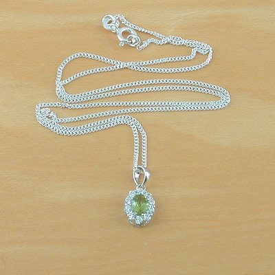925 peridot cz pendant & 18 " sterling silver chain/peridot necklace/peridot jewelry/peridot jewellery/peridot jewelery/august birthstone