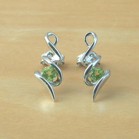925 Peridot Stud Earrings/Sterling Silver Genuine Peridot Stud Earrings/Peridot Jewellery/Peridot Jewelery/Peridot Jewelry/August Birthstone - Thumbnail 1