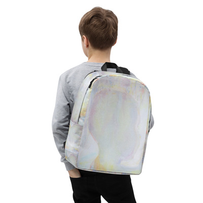 Minimalist backpack - image reflection