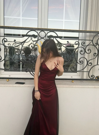 Simple Straps V Neck A Line Burgundy Prom Dresses 