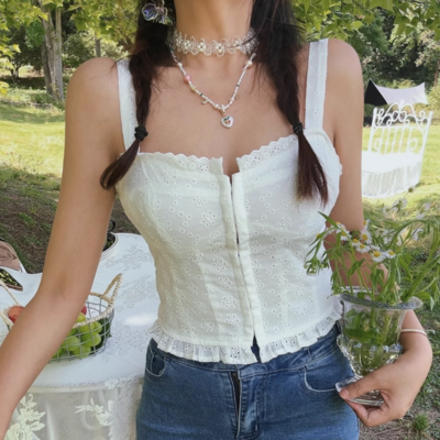 Buttoned ruffled backless waist camisole