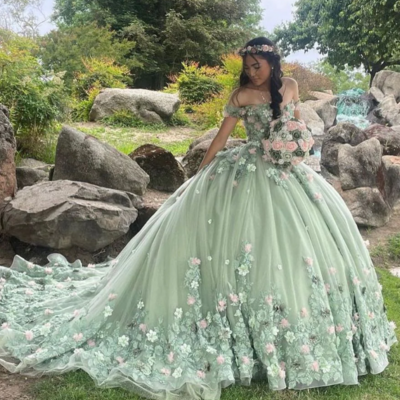 Luxury princess ball gown green quinceanera dresses off shoulder 3d flowers appliques 
