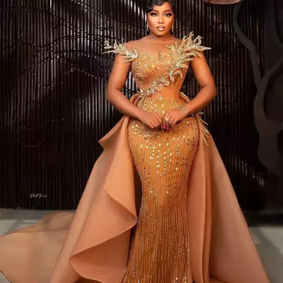 Luxurious prom dresses for special occasions with detachable train promdress sheer neck beaded lace birthday dress second reception