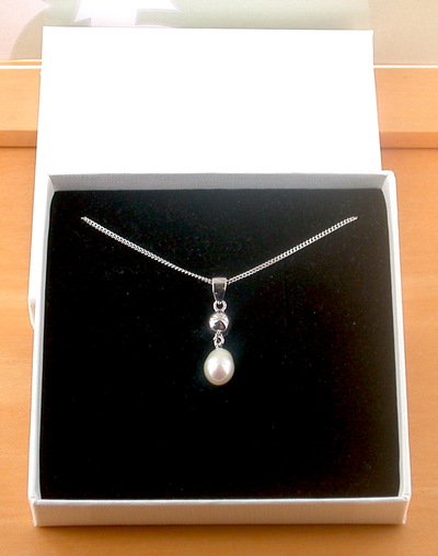 GIFT NECKLACE/Sterling Silver White Freshwater Pearl Necklace/Freshwater Pearl Necklace/Pearl Necklace/June Birthstone/Pearl Jewellery/Pearl Jewelry