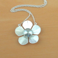 GIFT NECKLACE/Sterling Silver  Freshwater Pearl Flower Necklace/Freshwater Pearl Necklace/Pearl Necklace/June Birthstone/Pearl Jewellery/Pearl J - Thumbnail 1