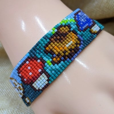 Pixel bracelet - mushroom valley