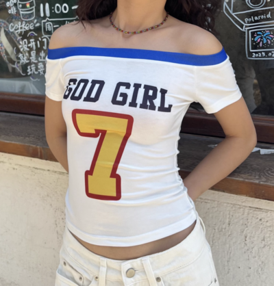 Retro digital and alphabet print one-shoulder short-sleeved T-shirt