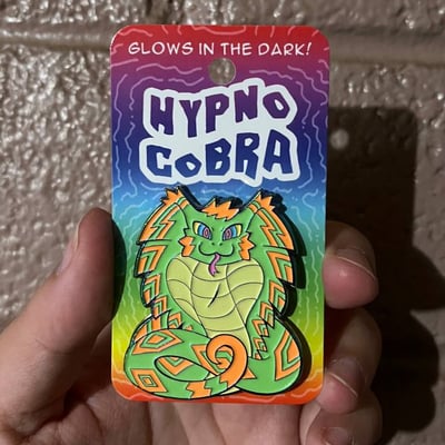 Hypno cobra (color) enamel pin