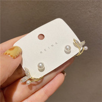  Luxury Zircon Fishtail Pearl Stud Earrings For Women  - Thumbnail 3