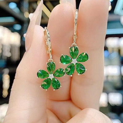 Women elegant crystal flower earrings - Thumbnail 4