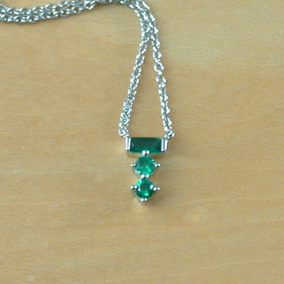 Sterling silver emerald necklace/silver emerald necklace/emerald jewellery/emerald jewelry/gemstone necklace/may birthstone/emerald gift/uk