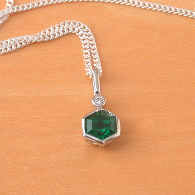 Sterling silver emerald hexagon pendant & chain/emerald necklace/emerald jewellery/emerald jewelry/may birthstone/uk