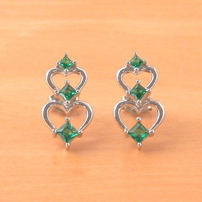 Sterling silver emerald heart earrings/emerald heart studs/emerald jewellery/emerald heart jrewelry/gemstone earrings/uk