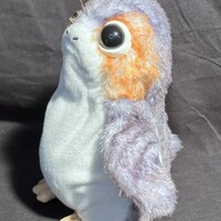 Small Moving & Talking Porg - Thumbnail 3