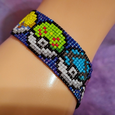 Pixel bracelet - poke unity