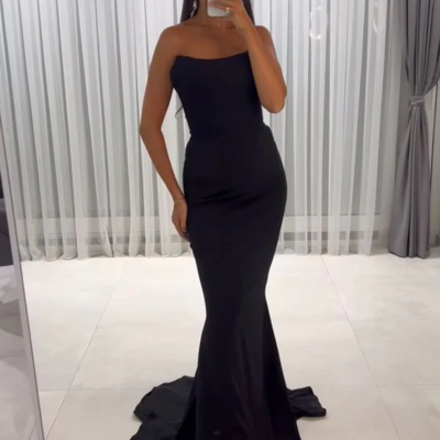 Elegant black mermaid prom dress with lace up