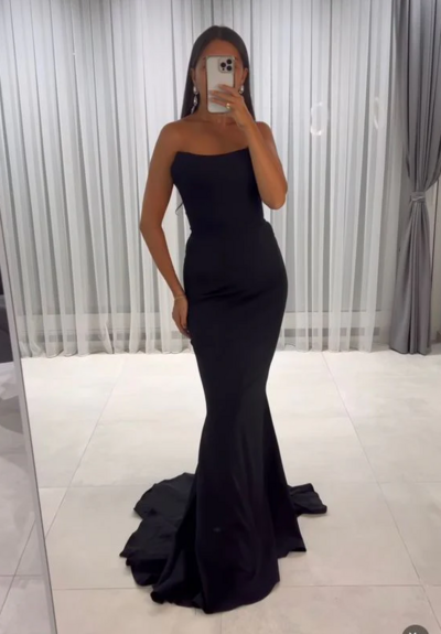 Elegant Black Mermaid Prom Dress With Lace Up