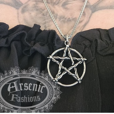 Vine & wood stainless pentagram necklace