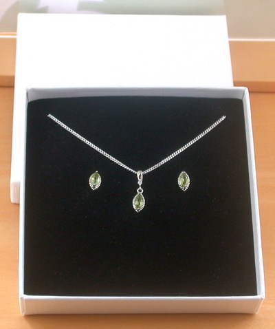 BOXED GIFT SET/Sterling Silver Peridot Marquise Pendant & Chain/Peridot Necklace/Peridot Jewellery/Peridot Jewelry/Peridot Earrings/August