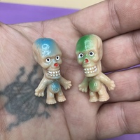 MINI MONSTER MEN (Hand Painted Resin) - Thumbnail 3