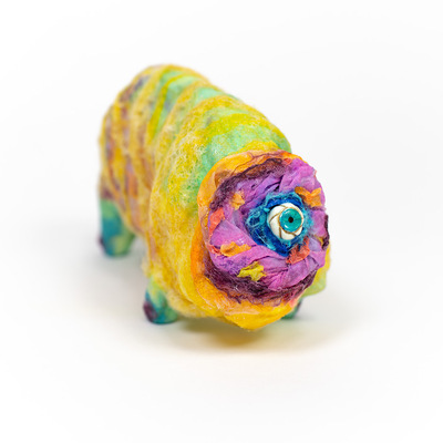 Original clay sculpture artwork - the animal grazing on grass [#ss25sc002] 2025