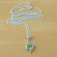 BOXED GIFT SET/Sterling Silver Peridot Star Pendant & Chain/Peridot Necklace/Peridot Jewellery/Peridot Jewelry/Peridot Earrings/August Birthst - Thumbnail 2