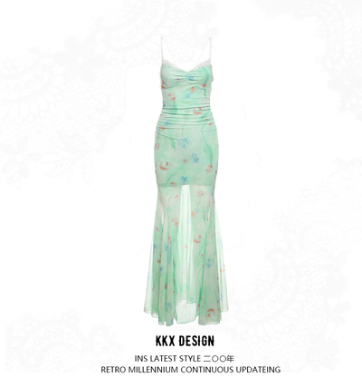 High-end slim waisted sleeveless dress