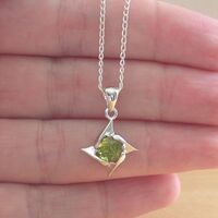 BOXED GIFT /Sterling Silver Peridot Star Pendant & Chain/Peridot Necklace/Peridot Jewellery/Peridot Jewelry/Peridot Earrings/August - Thumbnail 3