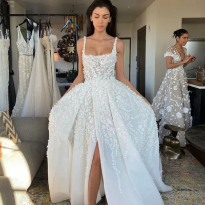 Fantasy square neck slit lace applique tulle backless wedding dress - Thumbnail 3