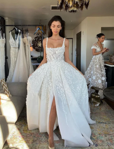 Fantasy square neck slit lace applique Tulle backless wedding dress