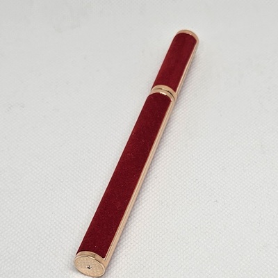 Reds false eyelash magic eyeliner adhesive