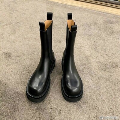 Genuine leather chelsea boots thick sole martin medium boots 2 colors