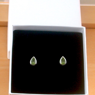 Boxed gift/sterling silver peridot teardrop earrings/peridot stud earrings/peridot jewellery/peridot jewelry/gemstone earrings/peridot studs