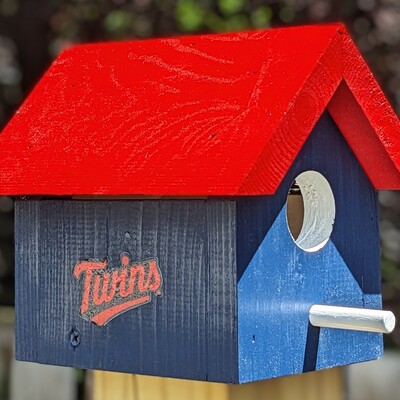 Twins bird house