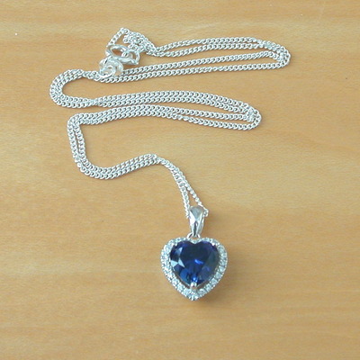 925 sapphire (lab created)heart pendant & 18" chain/925 sapphire necklace/sapphire jewellery/sapphire jewelry/september birthstone jewelry