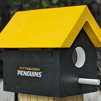 Penguins Bird House - Thumbnail 1