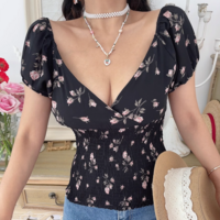 Floral Print V-Neck Elastic Waist Slim Fit Shirt - Thumbnail 4