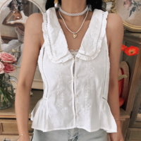 Fashionable and casual sleeveless small round lapel embroidered top - Thumbnail 5