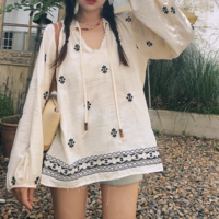 Fashionable casual versatile long-sleeved embroidered flower shirt - Thumbnail 6