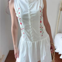 Fashionable and simple slim fit embroidered sleeveless front button dress - Thumbnail 4