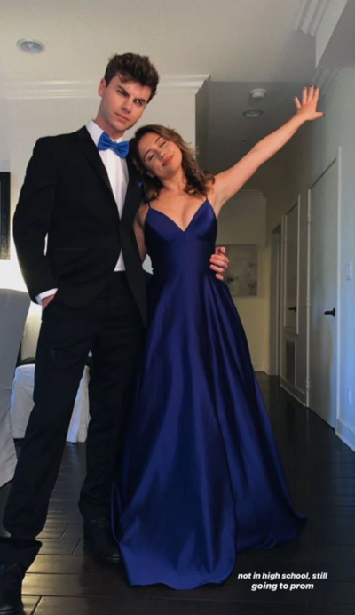 Spaghetti Straps V Neck Navy Blue Stain Prom Dresses For Party