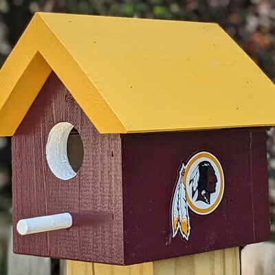 Washington retro bird house