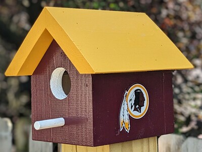 Washington Retro Bird House