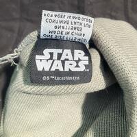 BioWorld Porg Face Pom Winter Beanie - Thumbnail 2