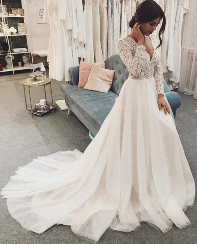 Mermaid long sleeves v-neck lace applique wedding dress